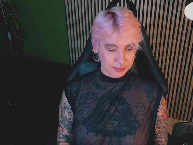 Amy-ink6969 webcam