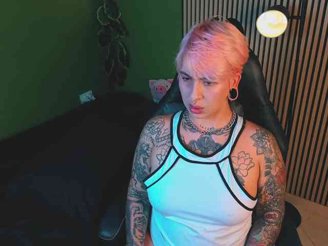 Amy-ink6969 webcam