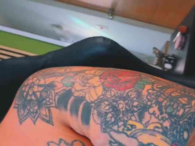 Amy-ink6969 webcam