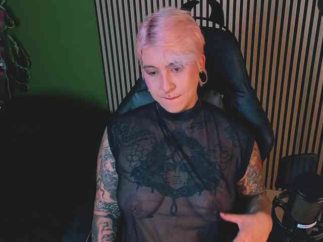 Amy-ink6969 webcam