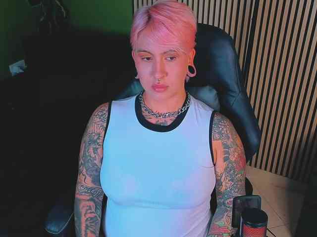 Amy-ink6969 webcam