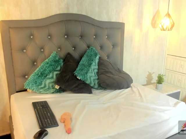 Daniela-skay's BongaCams show and profile