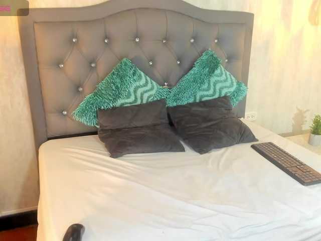 Daniela-skay's BongaCams show and profile