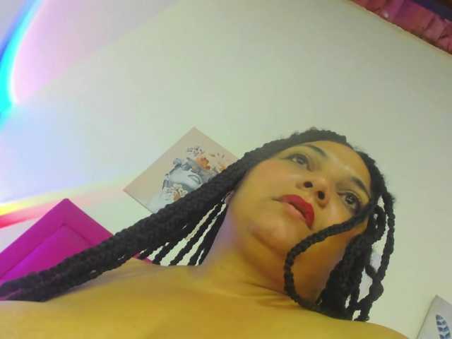 Daniela-skay's BongaCams show and profile