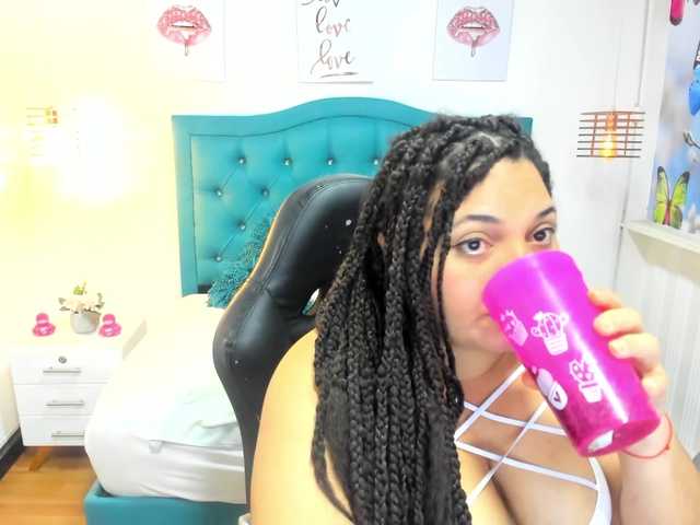 Daniela-skay's BongaCams show and profile