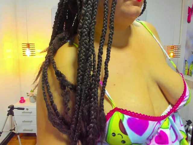 Daniela-skay's BongaCams show and profile