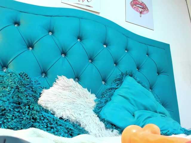 Daniela-skay's BongaCams show and profile