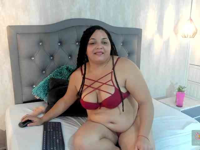 Daniela-skay Daniela-skay