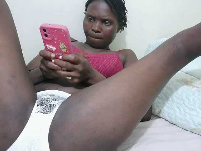 Smallboobie streaming on Webcambliss