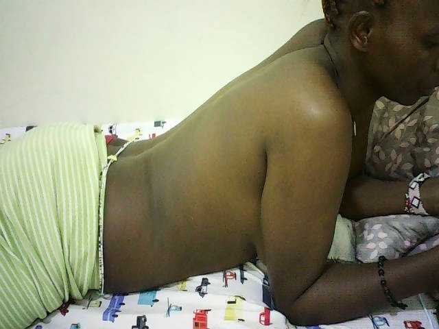 Smallboobie Live Cam on BongaCams