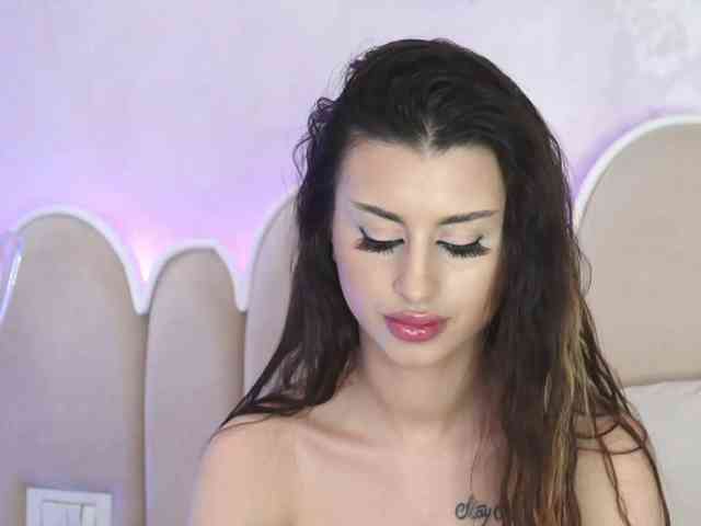 NaughtyAlicee webcam