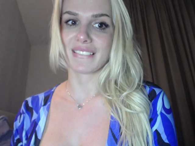 BongaCams CorneliaSweet is Freechat CorneliaSweet — Freechat on BongaCams