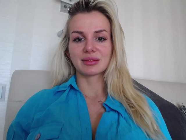 CorneliaSweet webcam