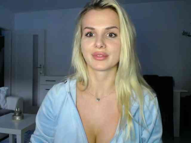 CorneliaSweet webcam