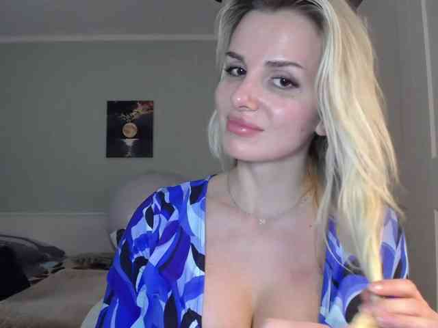 CorneliaSweet webcam