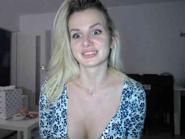 CorneliaSweet webcam