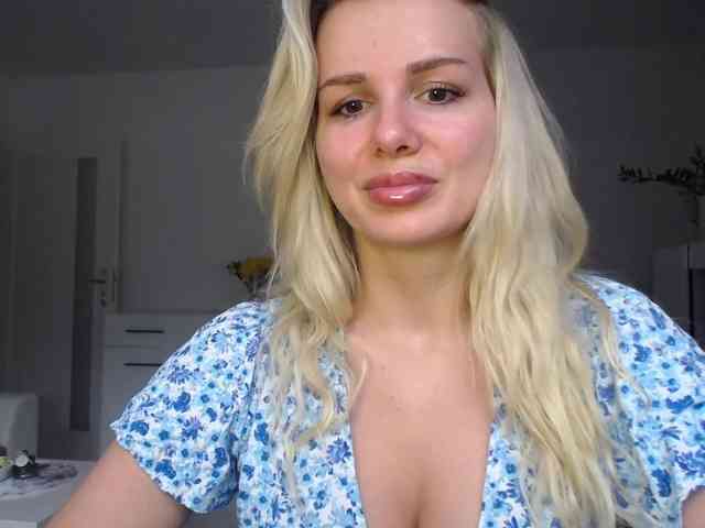 CorneliaSweet webcam