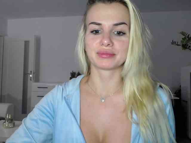 CorneliaSweet webcam