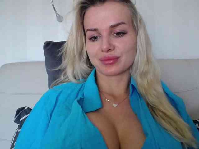 CorneliaSweet webcam