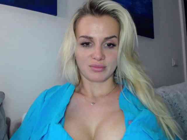 CorneliaSweet webcam