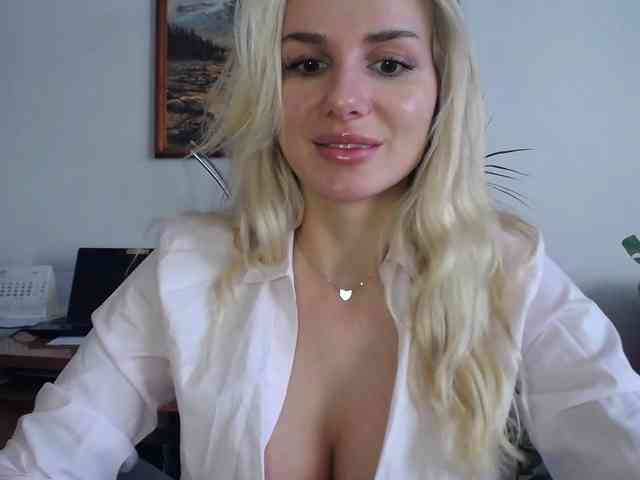 CorneliaSweet webcam