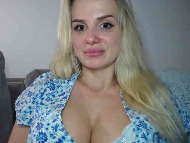 CorneliaSweet webcam