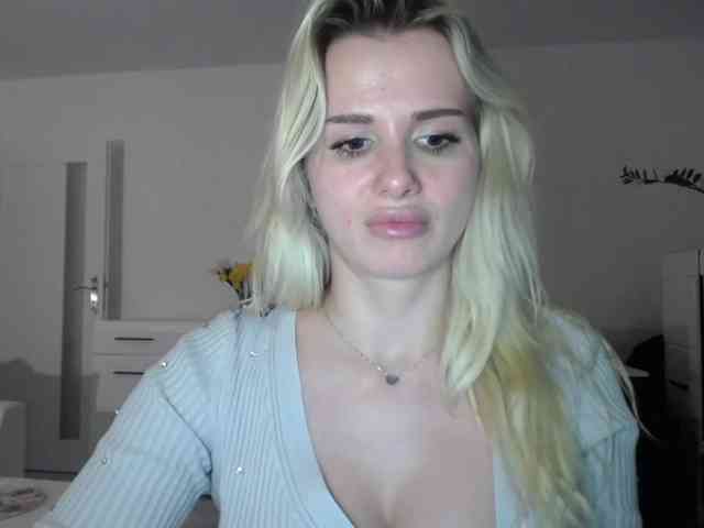 CorneliaSweet webcam