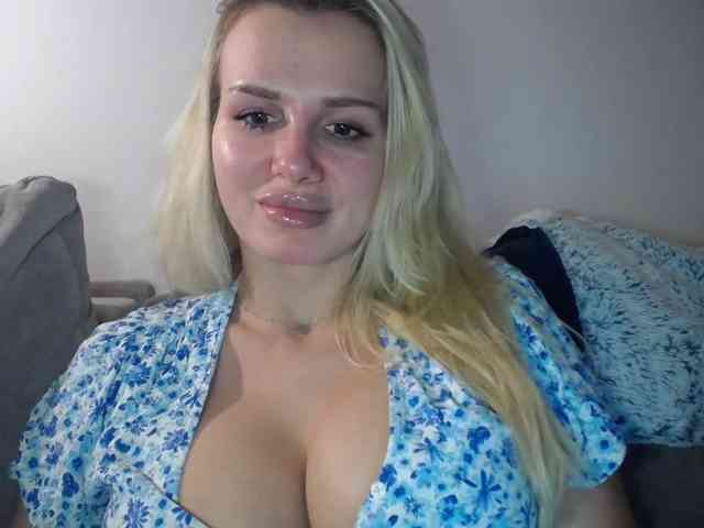 CorneliaSweet webcam