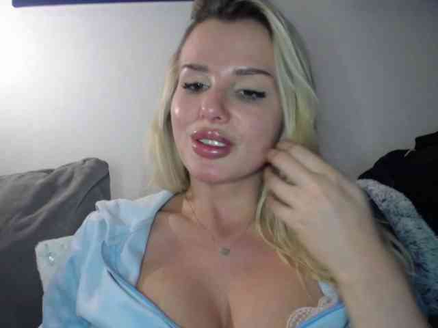 CorneliaSweet webcam