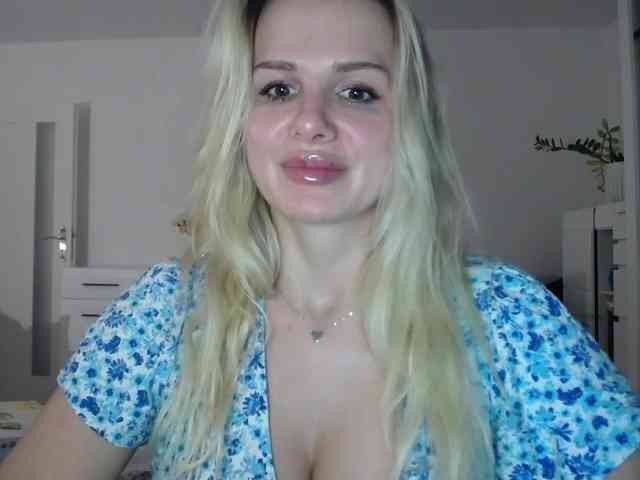 CorneliaSweet webcam