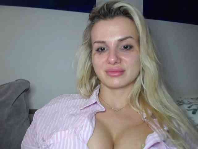 CorneliaSweet webcam