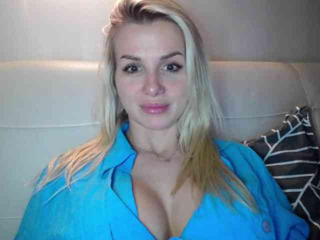 CorneliaSweet webcam