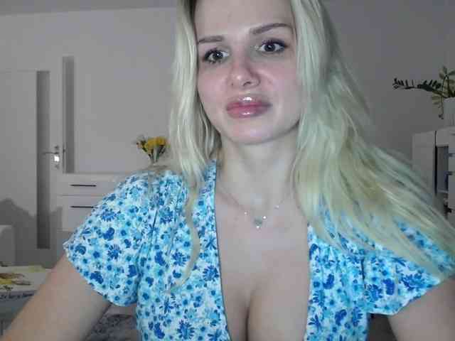 CorneliaSweet webcam