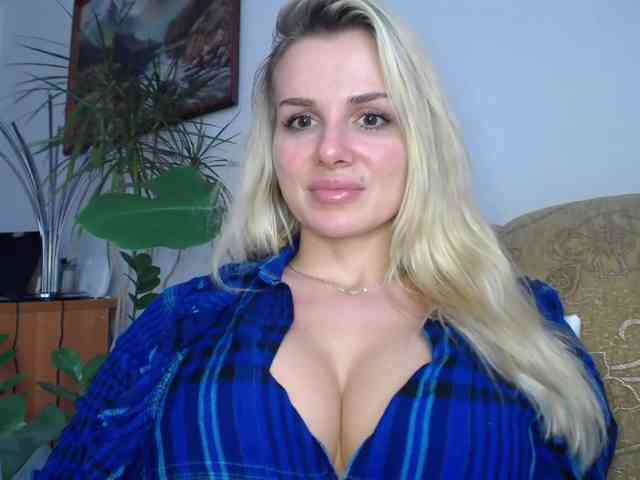 CorneliaSweet webcam