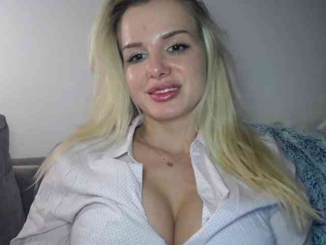 CorneliaSweet webcam