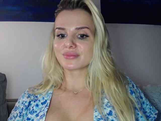 CorneliaSweet webcam