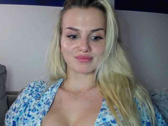 CorneliaSweet webcam