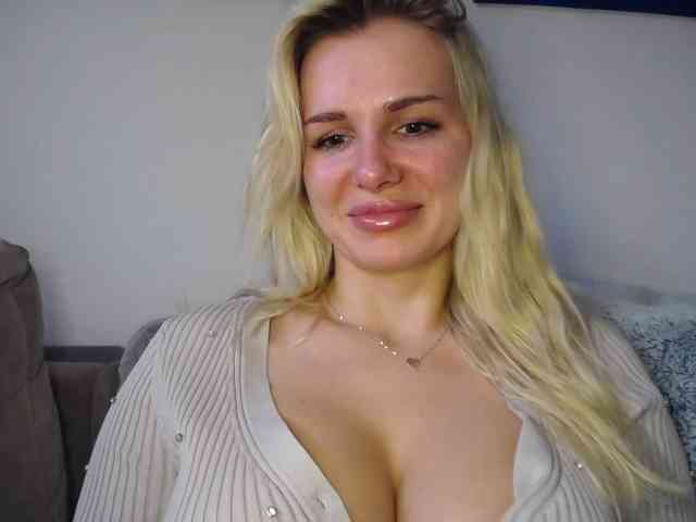 CorneliaSweet webcam