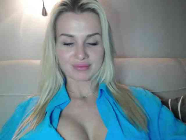 CorneliaSweet webcam