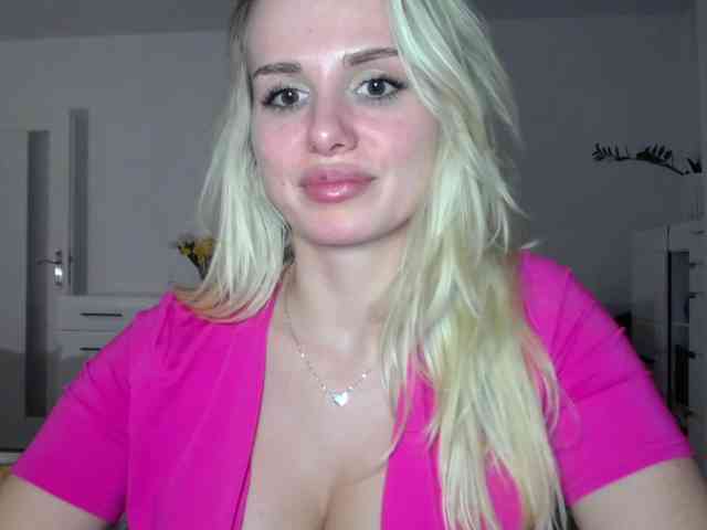 CorneliaSweet webcam