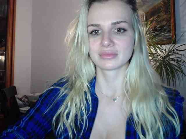 CorneliaSweet webcam