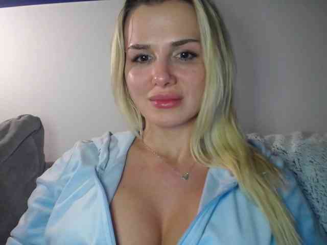 CorneliaSweet webcam