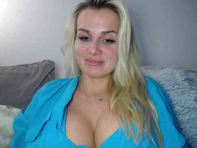 CorneliaSweet webcam