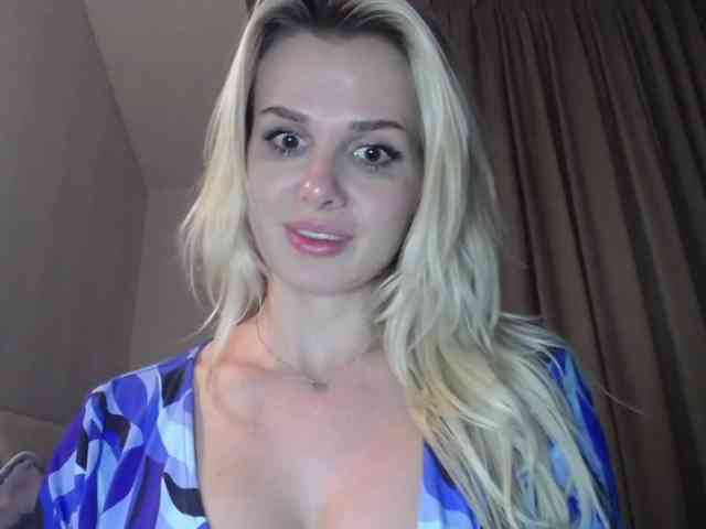 CorneliaSweet webcam