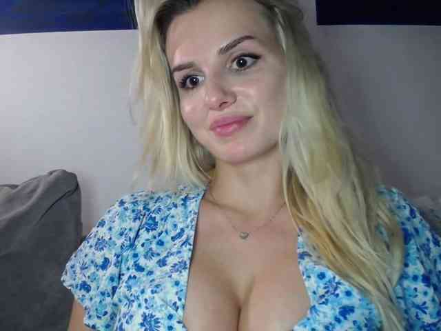 CorneliaSweet webcam