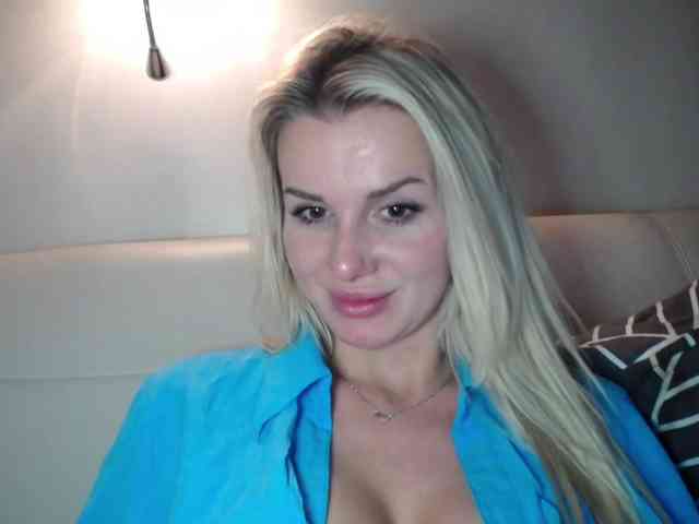 CorneliaSweet webcam