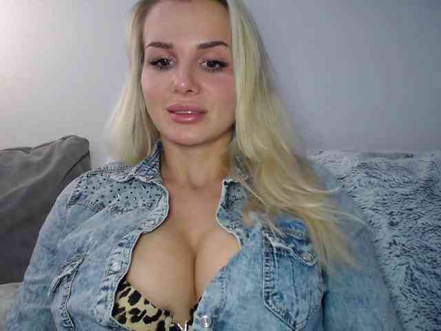 CorneliaSweet webcam