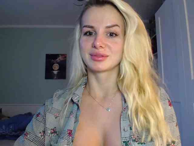 CorneliaSweet webcam