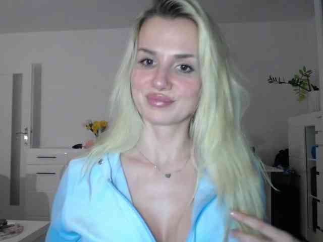 CorneliaSweet webcam