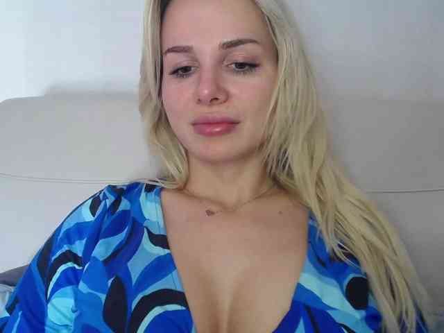 CorneliaSweet webcam